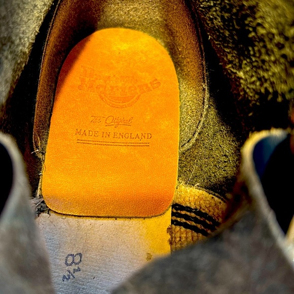 Dr. Martens Made in England VTG Combat Boots, Size UK 8.5, Navy Blue Leather - Picture 8 of 10